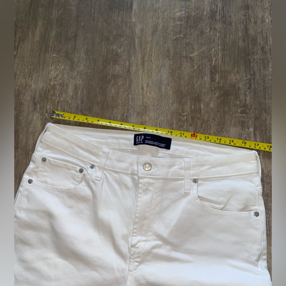 The Gap universal slim boyfriend jeans - Picture 6 of 10